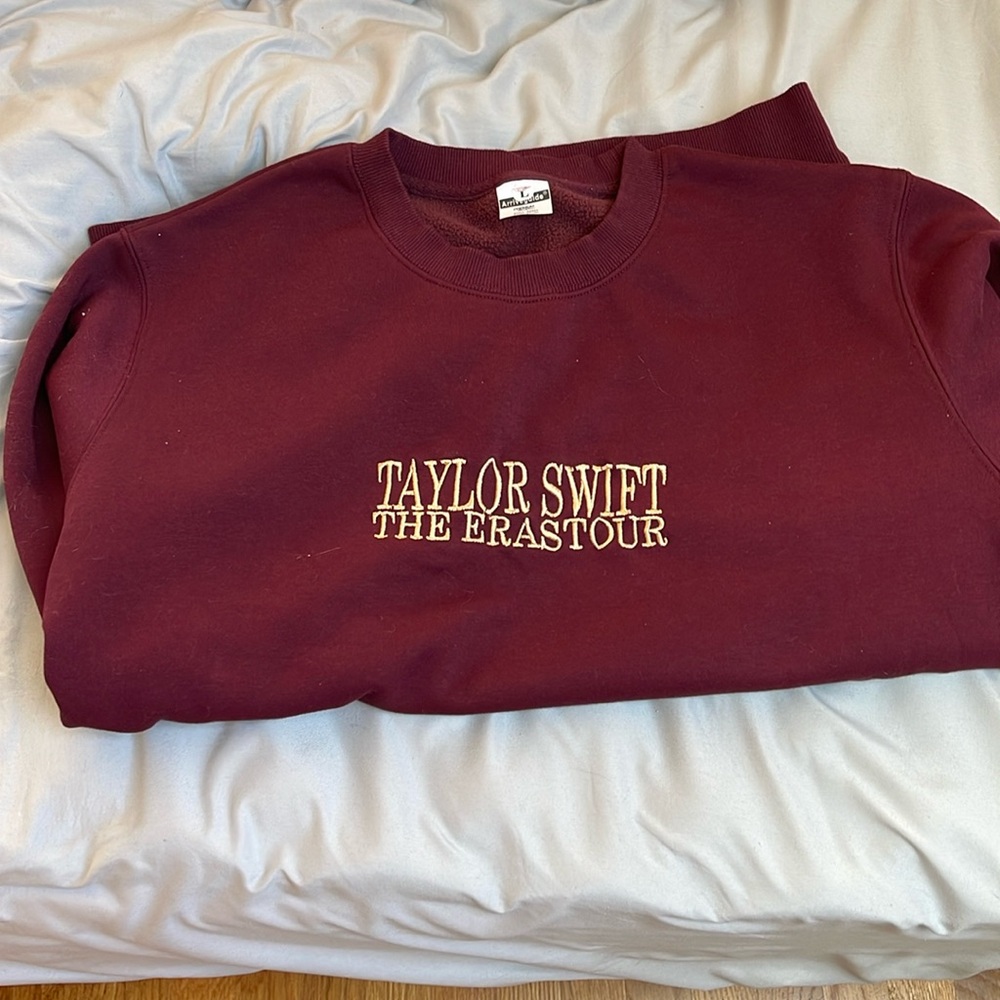 Etsy shop Taylor Swift ERAS TOUR maroon crewneck!! SIZE L